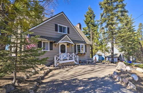 Cedar Glen Cabaña | Cute Cabin + Deck < 2 Mi to Lake Arrowhead Village