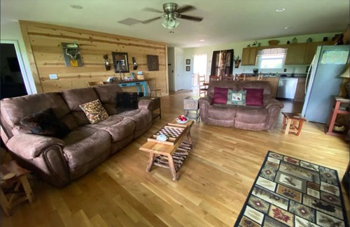 Hiawassee Casa | Cute cabin😊Pretty Views! Clean! ONLY 1 MILE TO TOWN!