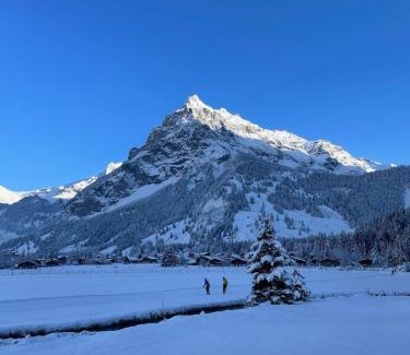 Kandersteg Apartamento | Cute chalet in Kandersteg