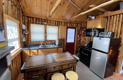 Charlevoix Casa | Cute Charlevoix Cabin