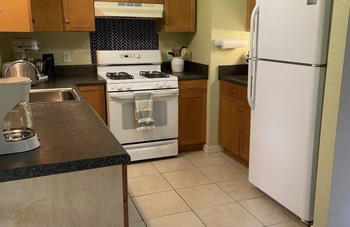 Inverness Casa | Cute, clean home on big private lot in Inverness FL.
