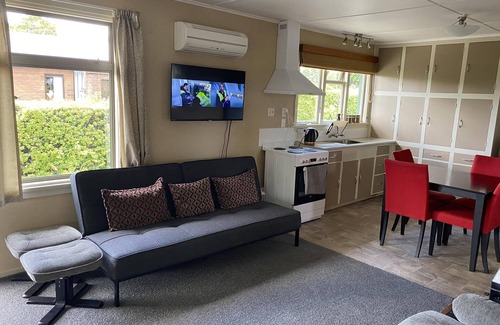 Te Anau Casa | CUTE & COSY, CLOSE TO TOWN & LAKE