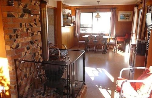 Cooks Beach Casa | Cute Cottage - Cooks Beach Bach