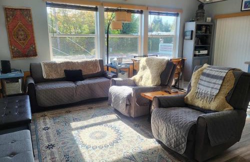 Birch Bay Apartamento | Cute Cottage with fully fenced yard
