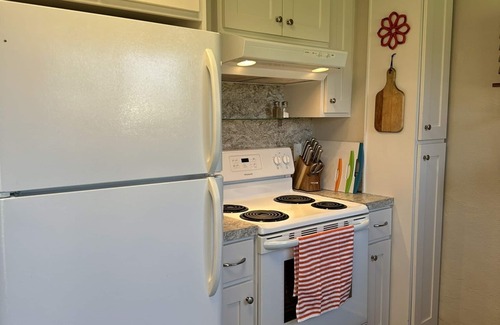 Southeast Eugene Casa | Cute & Cozy 2-Bedroom in SE Eugene
