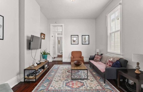 Faubourg Livaudais Casa | Cute Duplex in Central City