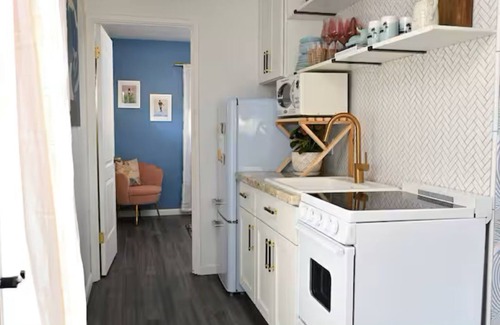 Kihei Cabaña | Cute Kihei Cottage - Large Outdoor Deck