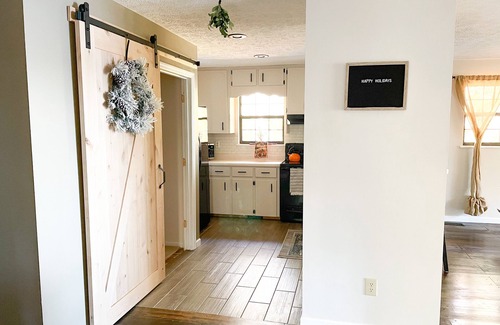 Eatonton Cabaña | ¡NUEVO! Lake Front Cottage en Holiday Shores!