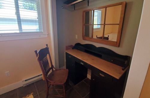 Shawnigan Lake Complejo | Cute Lake-side Condo at Shawnigan Lake Beach Resort