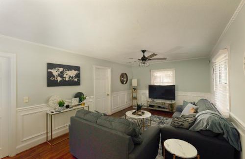 Rosewood Casa | Cute n' Comfy Capers