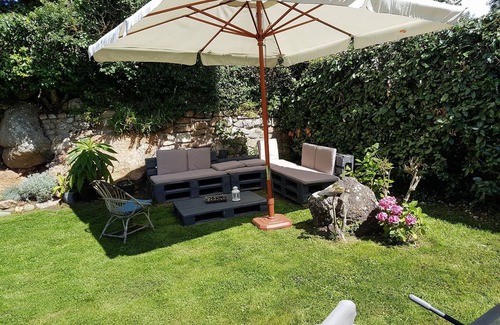 Fermanville Casa | Cute Normandy Guest House