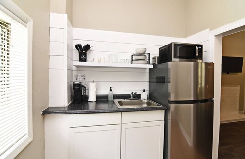 Winter Garden Apartamento | Cute Studio on the Bike trail