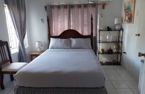 Port Antonio Apartamento | Cute Studio with Private Terrace