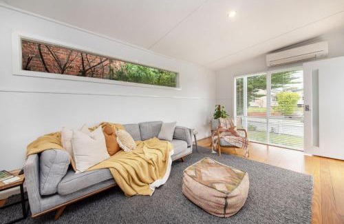 Rosebud Casa | Cutest Cottage on Fourth walk to the Beach