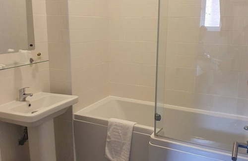 Minworth Hotel | Cuttle Bridge Inn Hotel