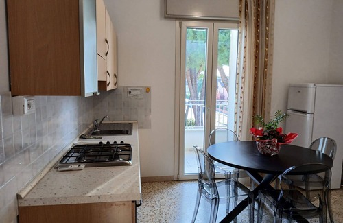 Pinarella Apartamento | CV006 - Cervia, elegant two-room apartment with air conditioning
