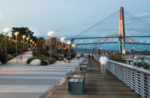 New Westminster Casa | Queens Park Suites en Wells Grey Manor