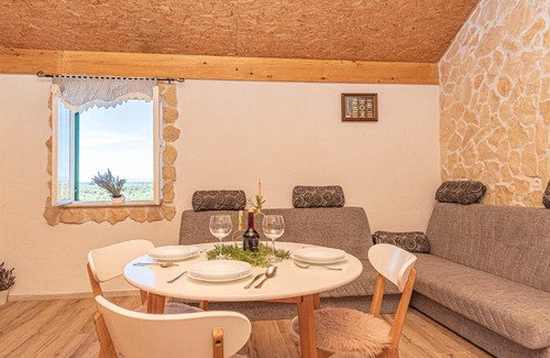 Lozovac Apartamento | Cvit od kamena