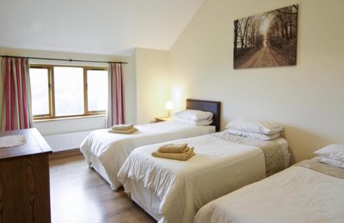 Newtown Casa | Cwm Corn Barn - Hw7662