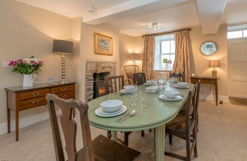 Cwmtirmynach Casa | Cwmain