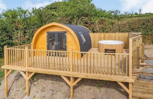 Tan-y-groes Casa | Cwmporthman Farm Cwtch-Uk34700