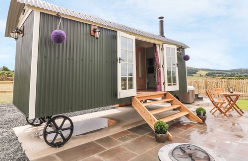Ystrad Meurig Cabaña | Cwt Caron, PONTRHYDFENDIGAID