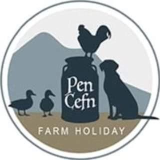 Rhyd-y-foel Otro | Cwtch Winnie Shepherd's Hut- Pen Cefn Farm Holiday