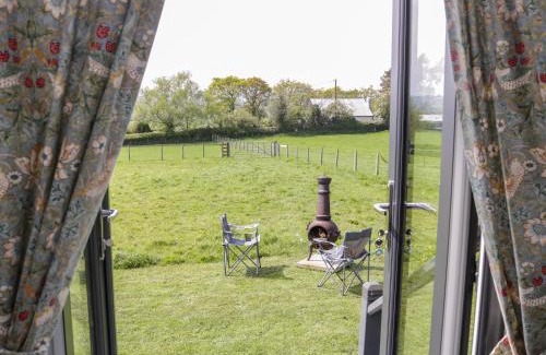 Rhyd-y-foel Casa | Cwtch Winnie Shepherds Hut