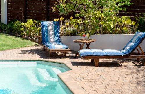 Saint Francis Bay Cama Y Desayuno | Cycads on Sea Guest House