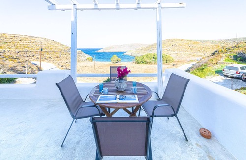 Loutra Casa | Cicládica casa de playa en Loutra, Kithnos