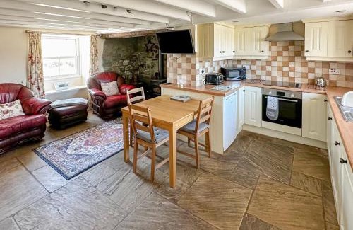 Garn Fadryn Casa | Cyll Y Felin Fawr 1