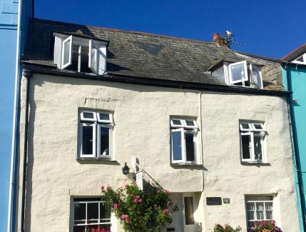Treator Casa | Cyntwell Guest Accommodation