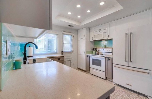 Cypress Casa | Cypress-Charming 3-bedroom home with AC, WiFi & Pool, close to Disney & Beaches