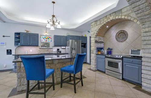 Spring Branch Casa | Cypress Cove Castle