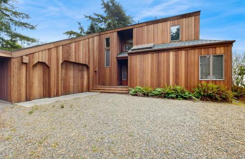 Sea Ranch Casa | Cypress Cove