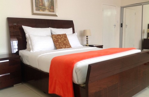 Livingstone Cabina | Cypress Executive lodge