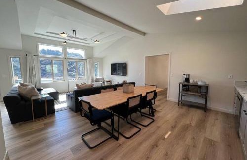 Point Arena Casa | Cypress House (Historic Coast Guard property)