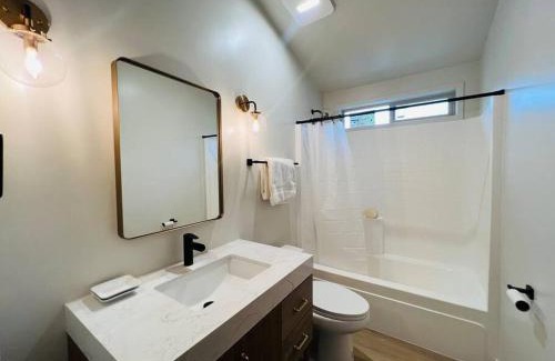 Point Arena Casa | Cypress House (Historic Coast Guard property)