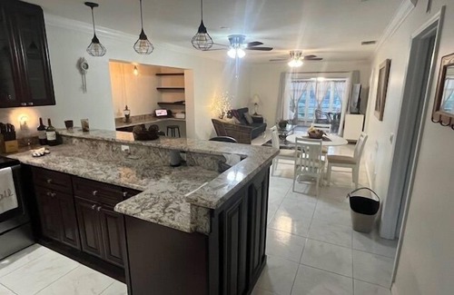 Cypress Lake Condominio | Cypress Lake Manor - 2 Bed 2 Bath Condo