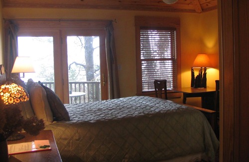 Kitty Hawk Cama Y Desayuno | Cypress Moon Inn