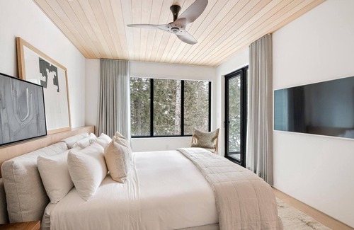 Whistler Chalet De Esquí | Cypress Serenity Luxurious Golf Course Home