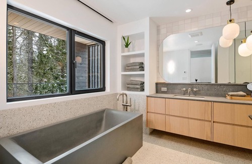 Whistler Chalet De Esquí | Cypress Serenity Luxurious Golf Course Home