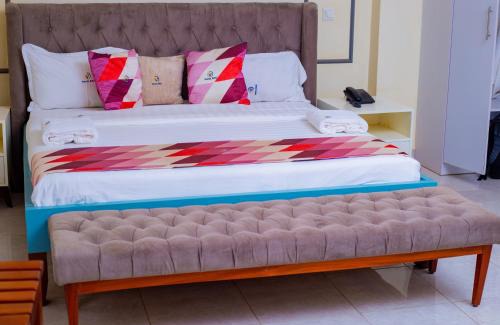 Nakaseke Hotel | cyro reservations