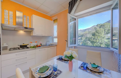 Salo Apartamento | Cytrus Salò Apart 500mt From Lake and ce