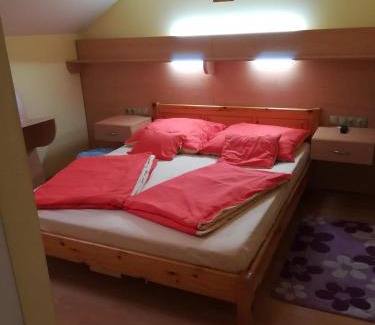 Oroszlany Casa | Czermann Panzió és Étterem