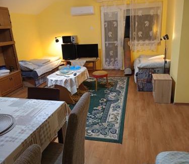 Mezohegyes Casa | Dékány vendégház