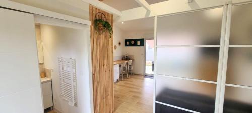 Labastide-Saint-Sernin Apartamento | Dépendance de 30 mètres carrés plafond cathédrale