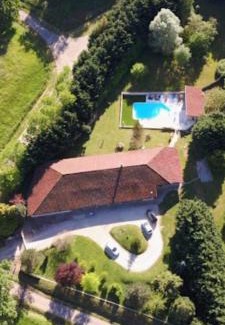 Marboz Casa | Dépendance pour 1 à 4 pers au calme dans propriété
