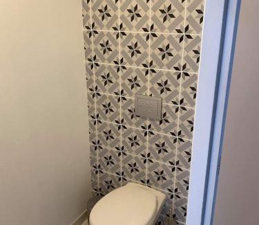 Hannonville-sous-les-Cotes Apartamento | Détente sous les Côtes baignoire balnéo