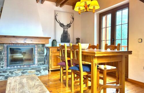 Arties Apartamento | Dúplex amb balcó i vistes a Arties by RURAL D'ÀNEU
